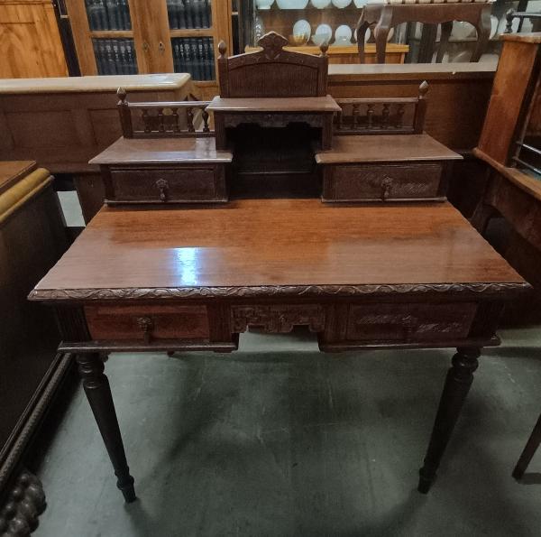 Stodola.cz - Psací stůl