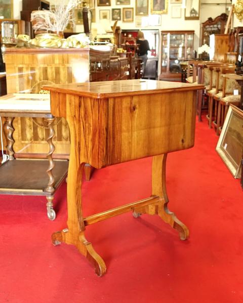 Stodola.cz - Sewing table