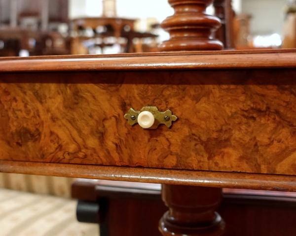 Stodola.cz - Toaletka se zrcadlem