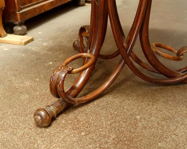 Stodola.cz - Flower table